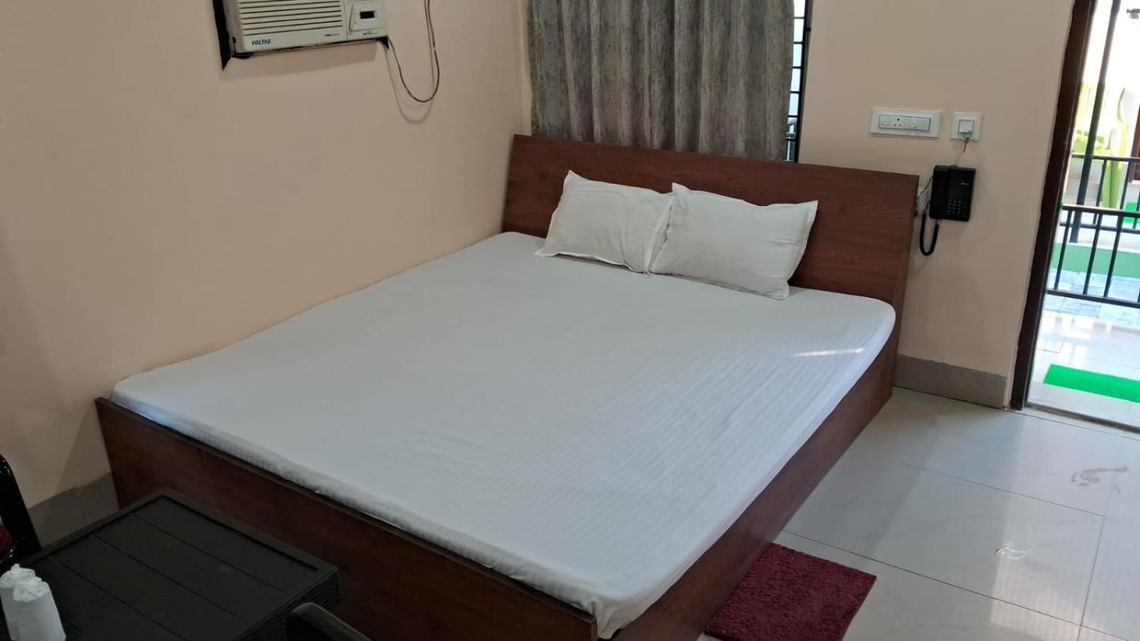 New Mouchak Hotel & Resorts Tajpur 외부 사진