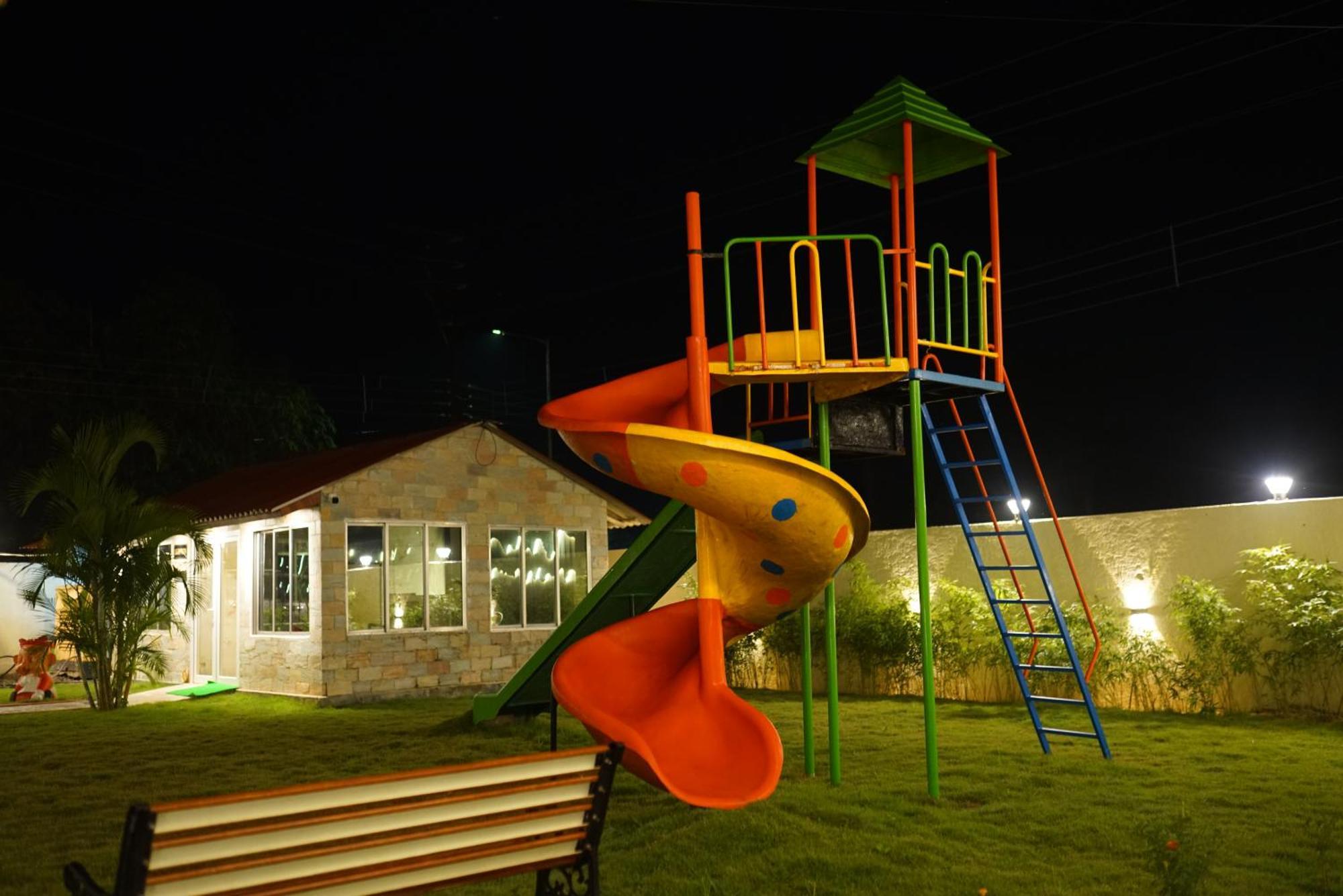 New Mouchak Hotel & Resorts Tajpur 외부 사진