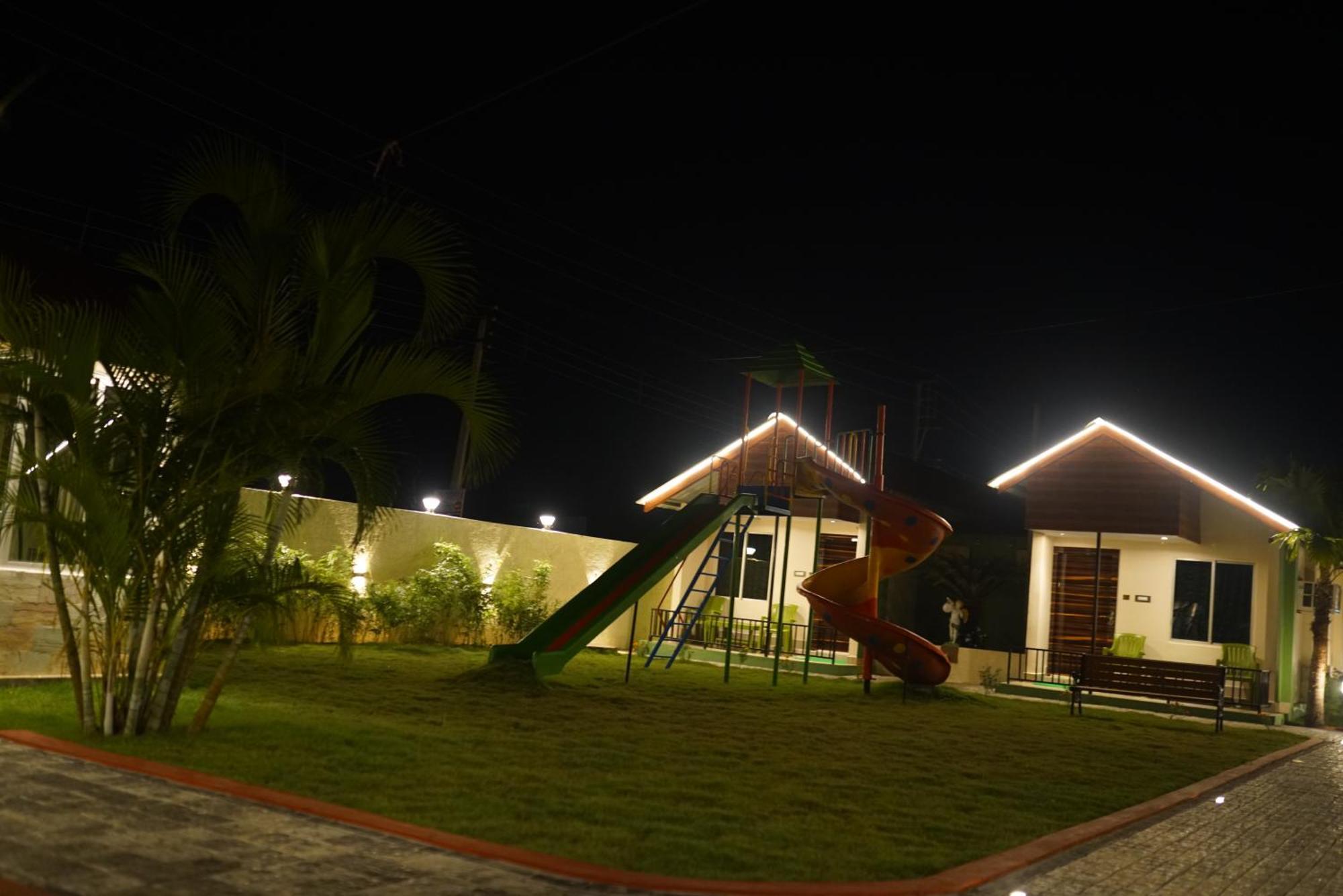 New Mouchak Hotel & Resorts Tajpur 외부 사진